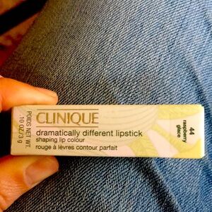 Clinique lipstick raspberry glacé